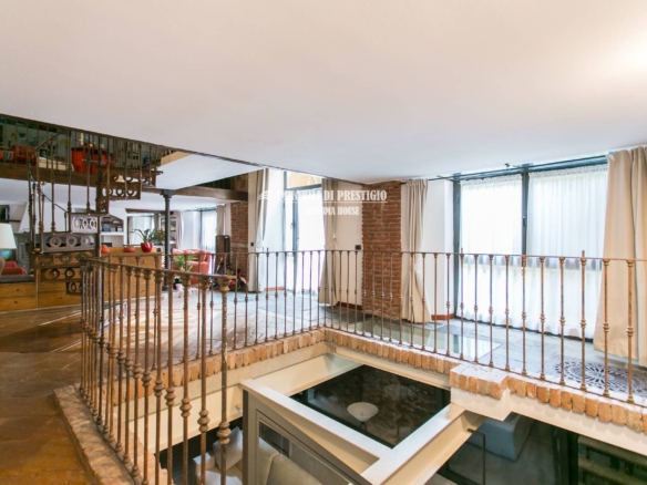 MILANO VIA VIGEVANO, VENDITA LOFT CON SPA INTERNA