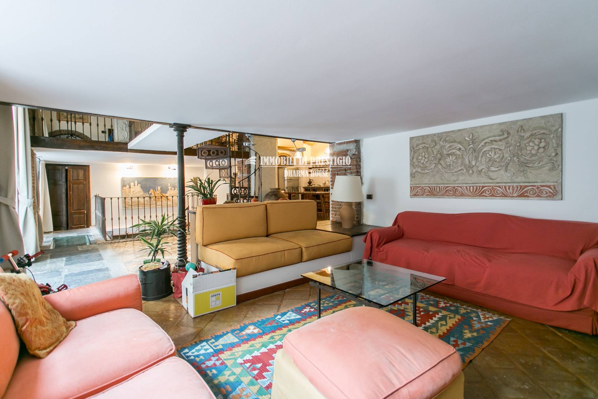 MILANO VIA VIGEVANO, VENDITA LOFT CON SPA INTERNA