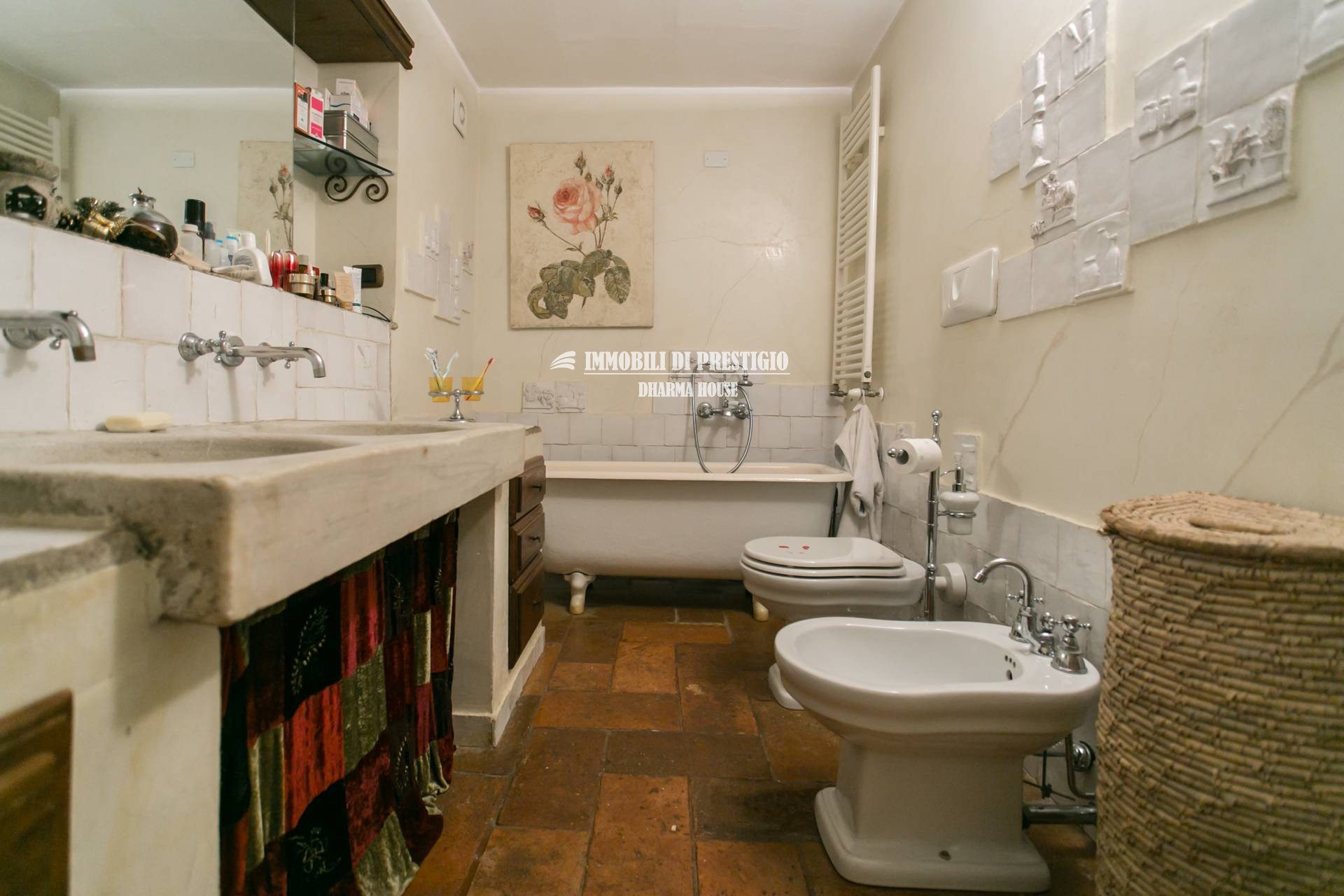 MILANO VIA VIGEVANO, VENDITA LOFT CON SPA INTERNA