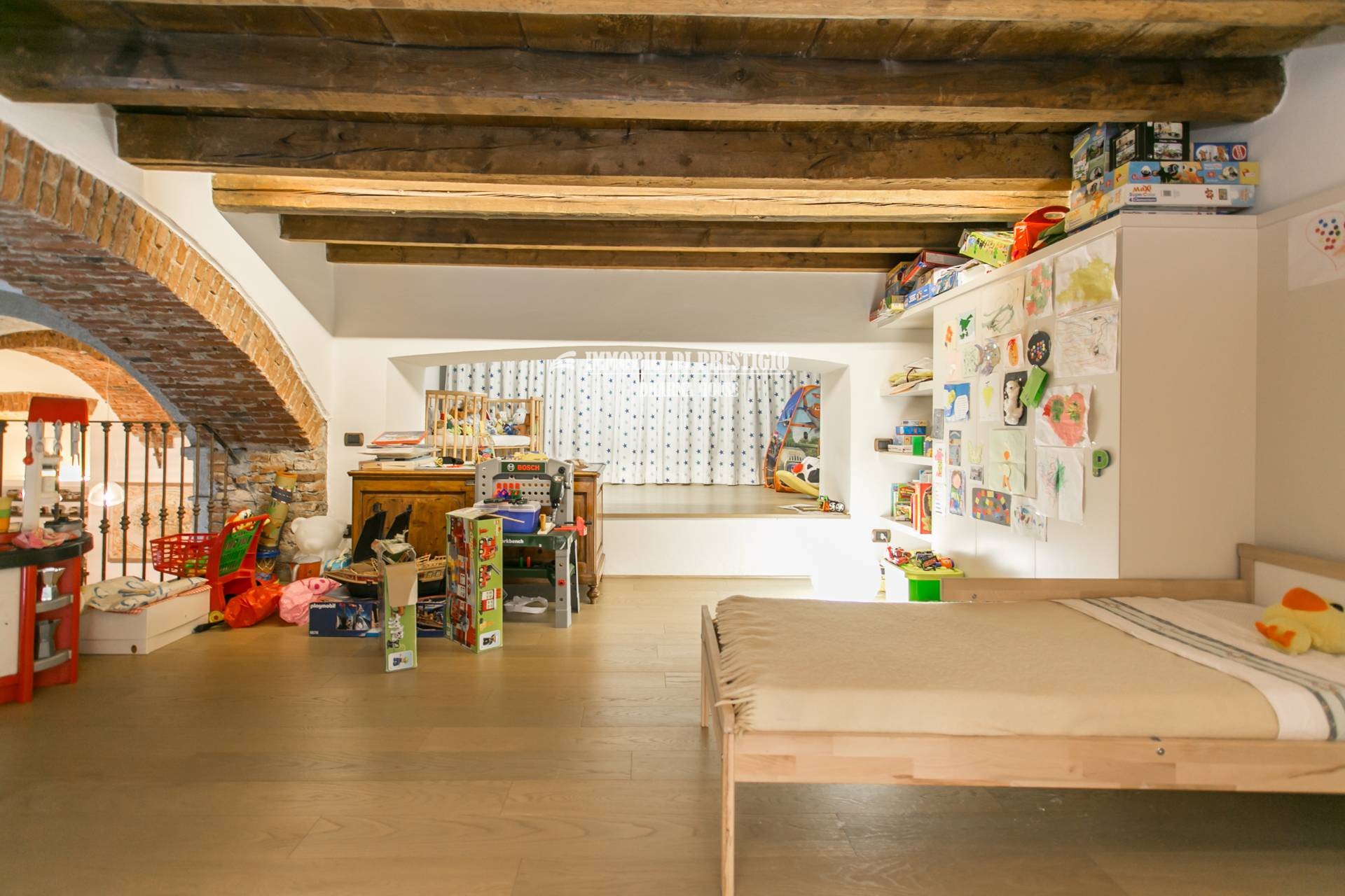 MILANO VIA VIGEVANO, VENDITA LOFT CON SPA INTERNA