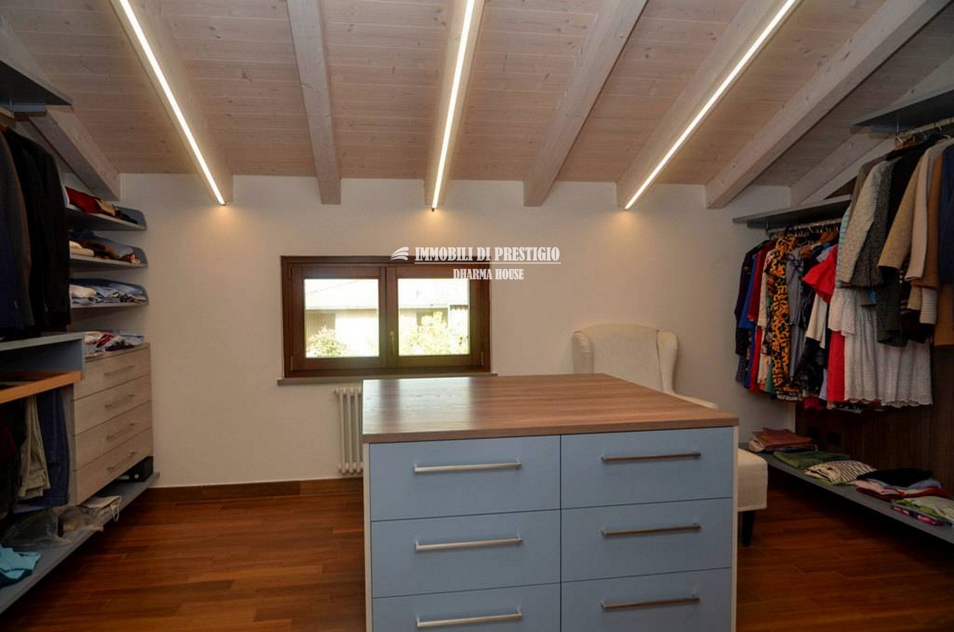 mg-borgosansiro32 BORGO SAN SIRO, VENDITA VILLA CON GIARDINO E ADIACENTE TERRENO EDIFICABILE