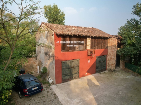 LODI, VENDITA SCENOGRAFICA VILLA IMMERSA NEL VERDE