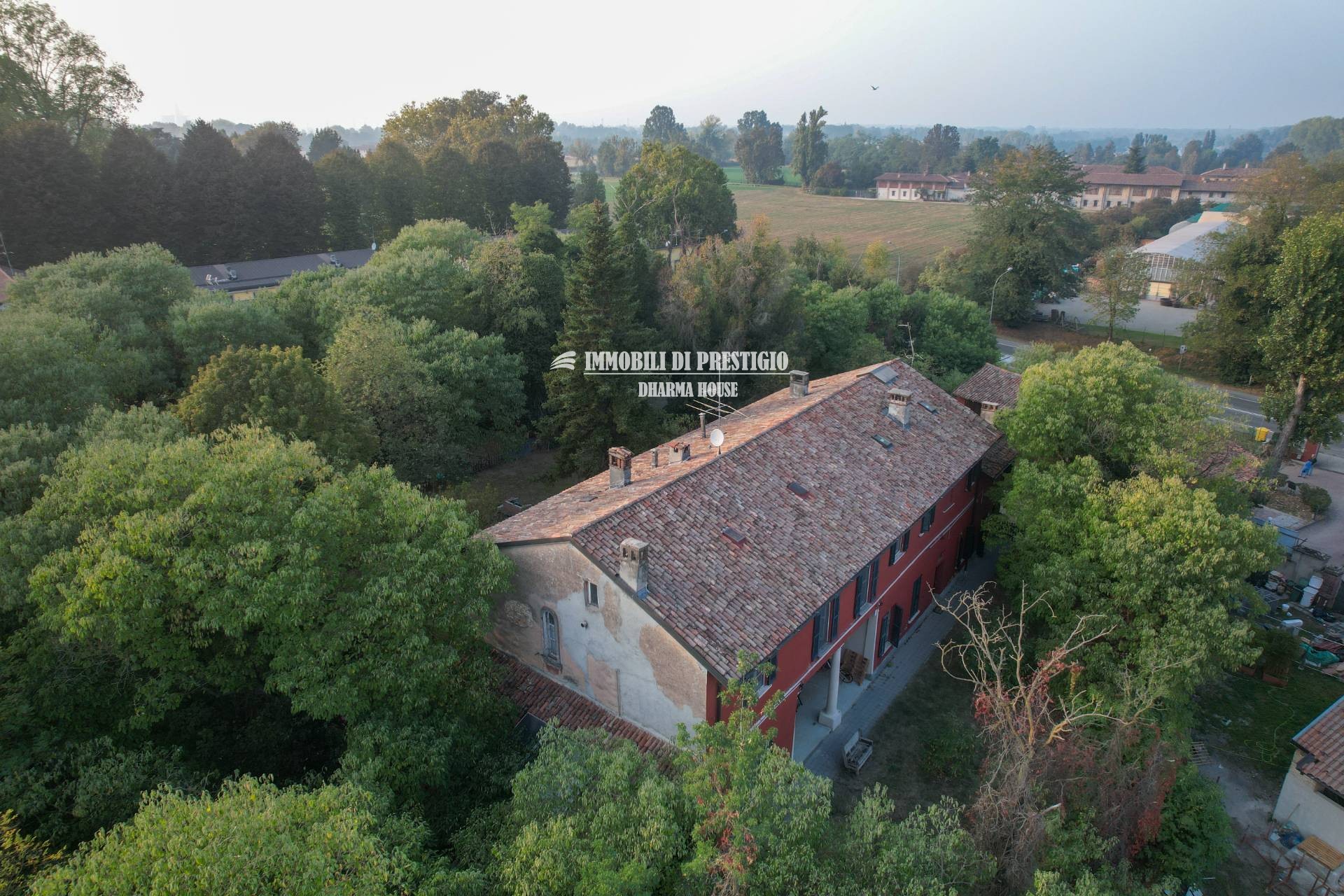LODI, VENDITA SCENOGRAFICA VILLA IMMERSA NEL VERDE