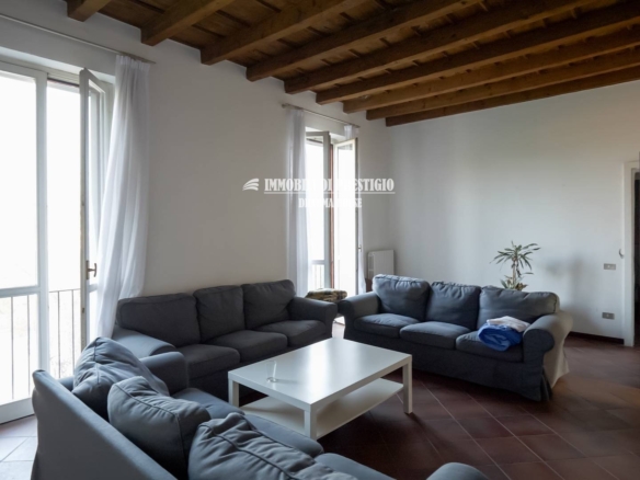 LODI, VENDITA SCENOGRAFICA VILLA IMMERSA NEL VERDE