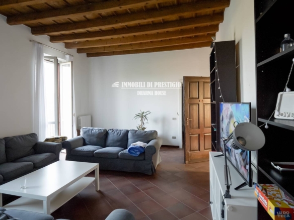LODI, VENDITA SCENOGRAFICA VILLA IMMERSA NEL VERDE