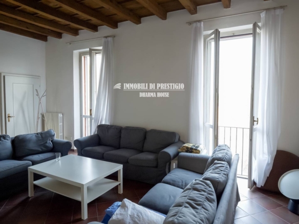 LODI, VENDITA SCENOGRAFICA VILLA IMMERSA NEL VERDE