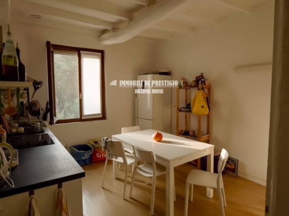 LODI, VENDITA SCENOGRAFICA VILLA IMMERSA NEL VERDE