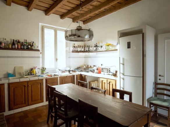 LODI, VENDITA SCENOGRAFICA VILLA IMMERSA NEL VERDE