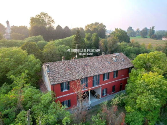 LODI, VENDITA SCENOGRAFICA VILLA IMMERSA NEL VERDE