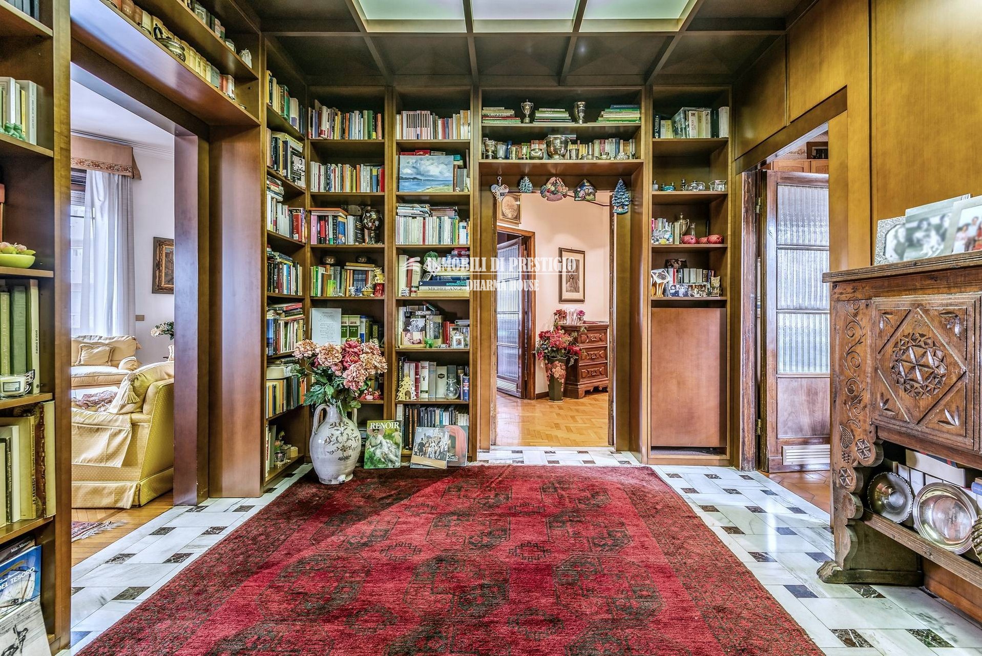 MILANO PORTA VENEZIA, AFFASCINANTE E LUMINOSA RESIDENZA