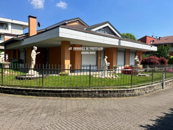 CERNUSCO S/N, VENDITA VILLA DI LUSSO