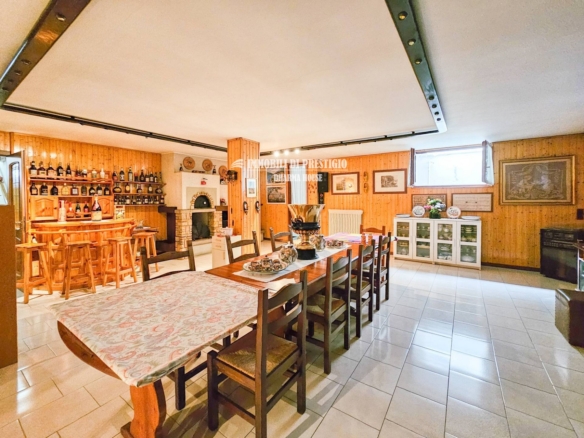 CERNUSCO S/N, VENDITA VILLA DI LUSSO