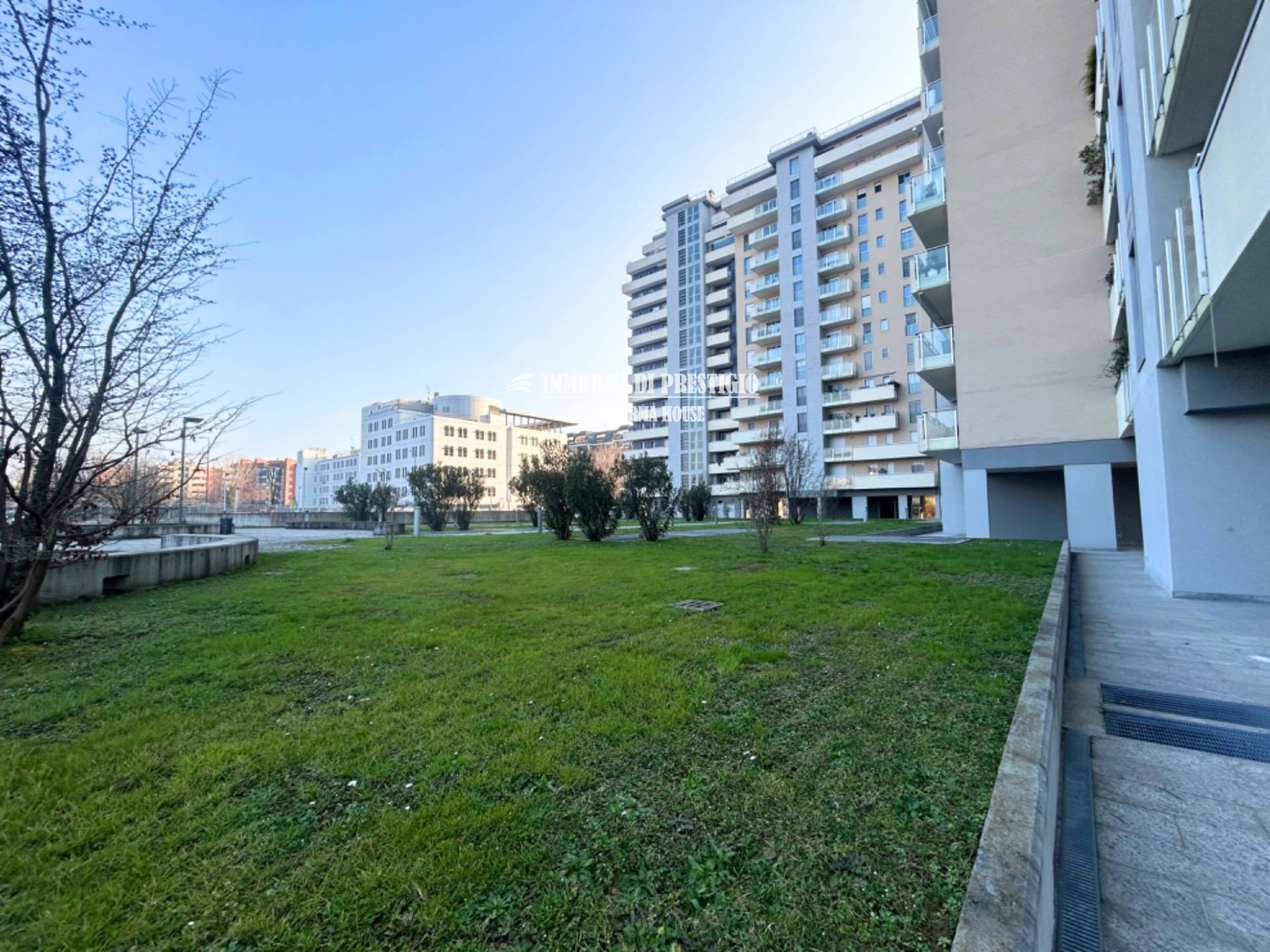 mm-castellanza33 MILANO VIA CASTELLANZA, VENDITA APPARTAMENTO CON TERRAZZO