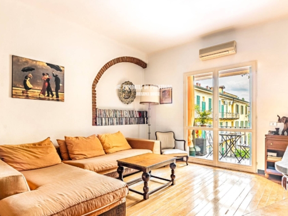 MILANO NAVIGLI,VENDITA ELEGANTE APPARTAMENTO STABILE D’EPOCA