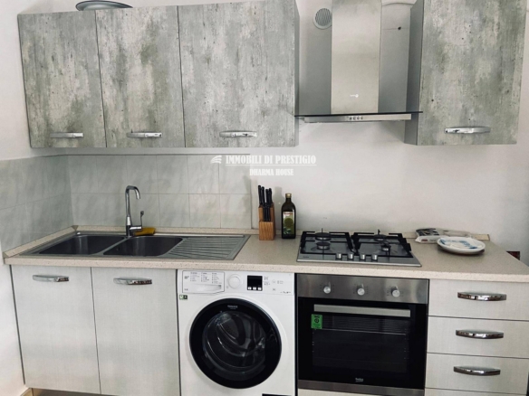 CHIEUTI, VENDITA VILLA DI CHARME CON PISCINA