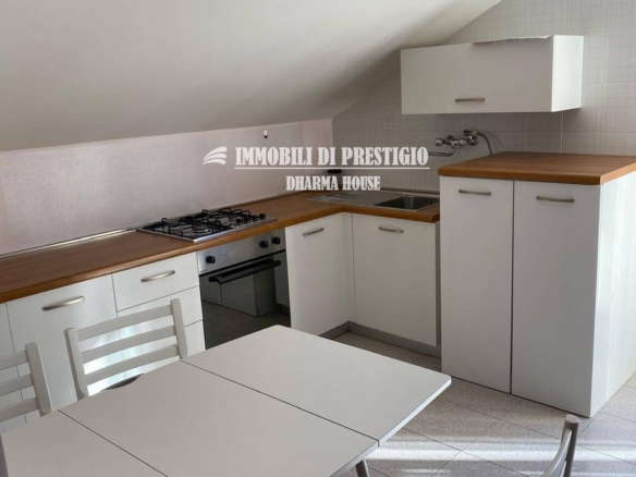 CHIEUTI, VENDITA VILLA DI CHARME CON PISCINA