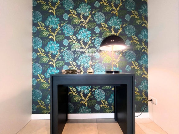 MILANO CASCINA MERLATA, VENDITA TRILOCALE CON TERRAZZO E BOX