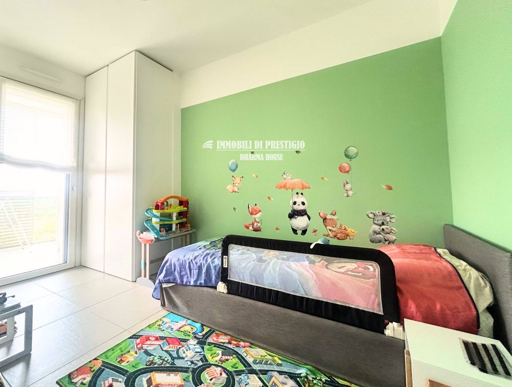 MILANO CASCINA MERLATA, VENDITA TRILOCALE CON TERRAZZO E BOX