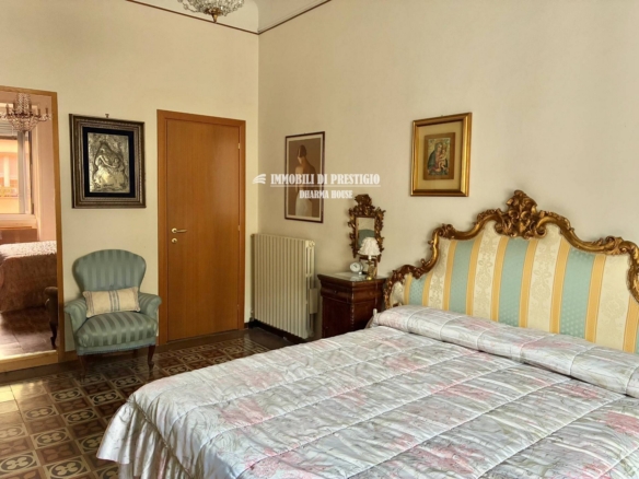 MILANO PORTA ROMANA, VENDITA AMPIO BILOCALE
