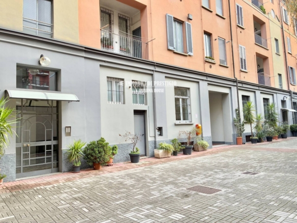 MILANO PORTA ROMANA, VENDITA AMPIO BILOCALE