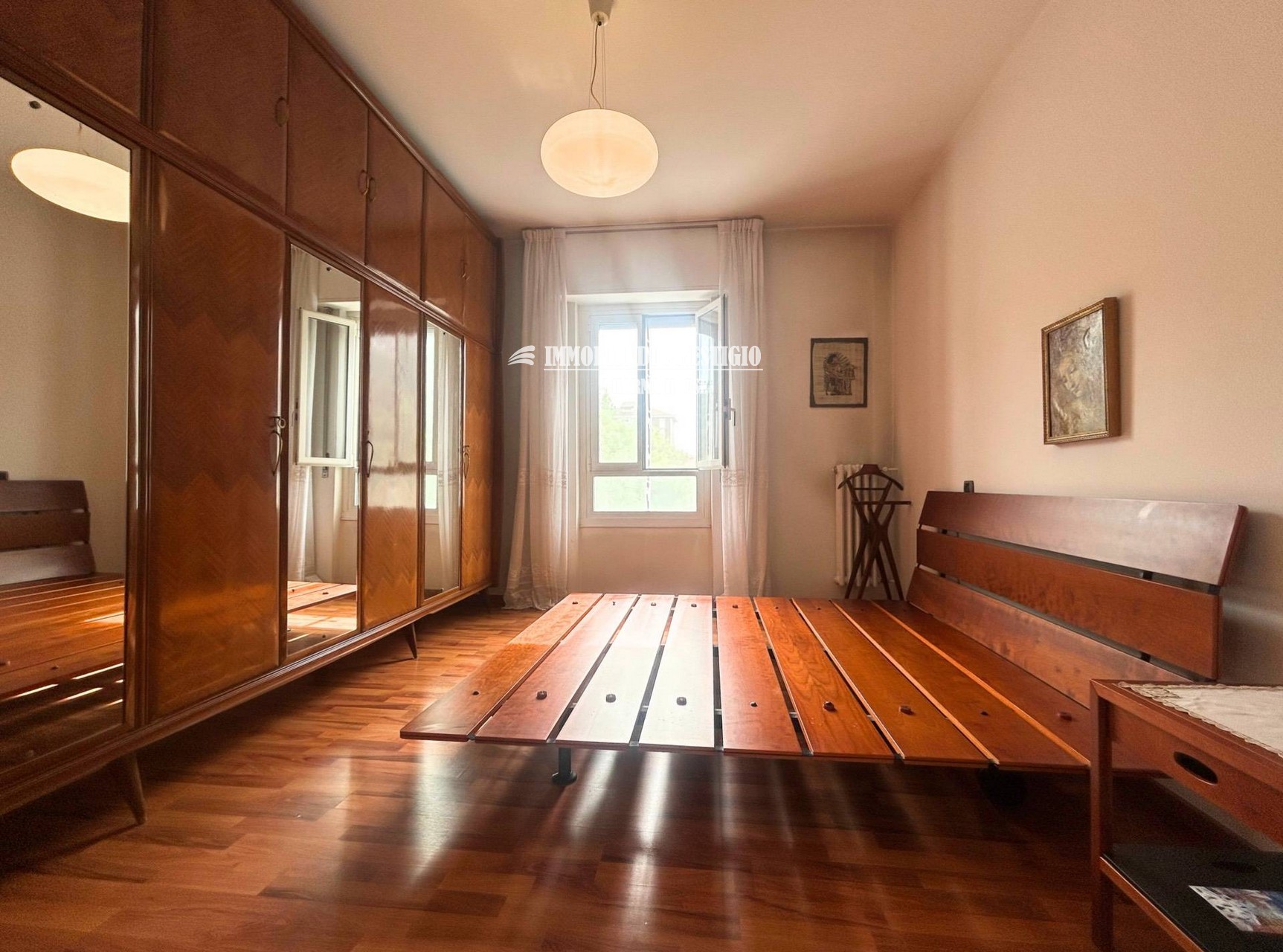 MILANO VIA FALCK, VENDITA APPARTAMENTO SPAZIOSO E LUMINOSO