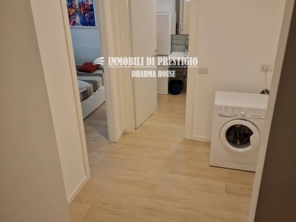 MILANO WASHINGTON, VENDITA BILOCALE FINEMENTE RISTRUTTURATO