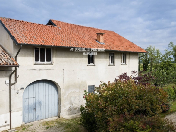 RISERVATA CASCINA LOMBARDA A CORTE CHIUSA