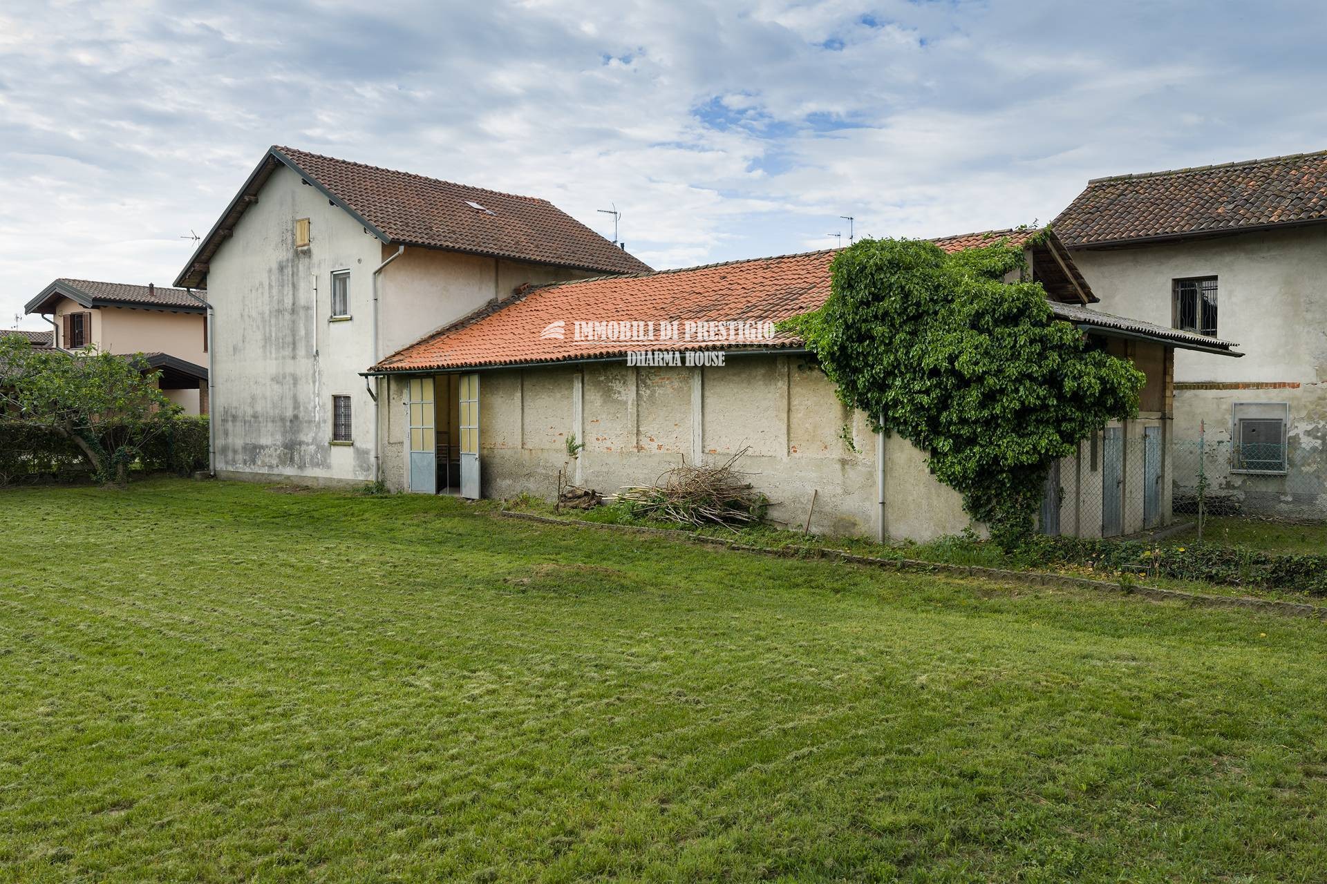 ddf-bereguardo13 RISERVATA CASCINA LOMBARDA A CORTE CHIUSA