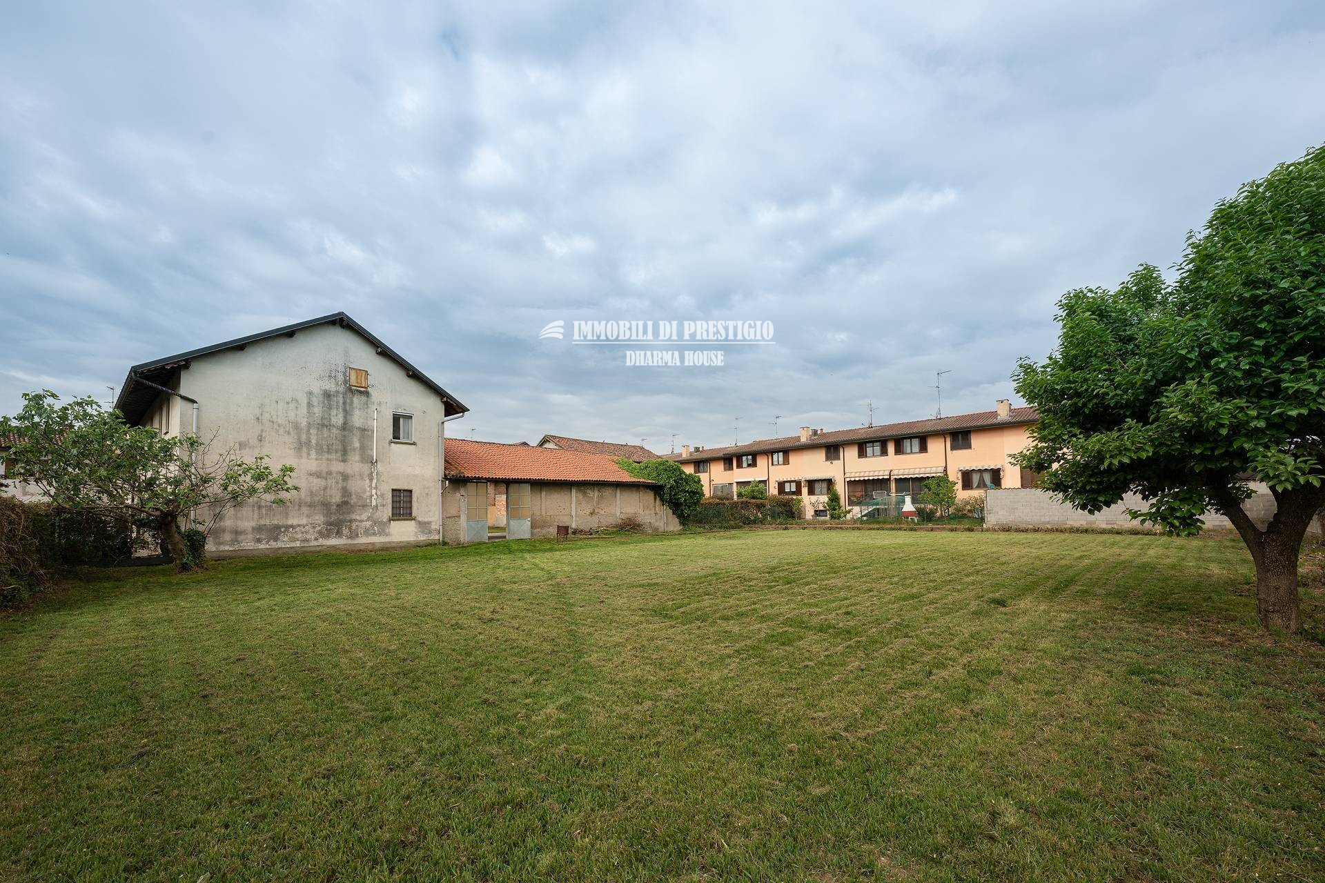 ddf-bereguardo20 RISERVATA CASCINA LOMBARDA A CORTE CHIUSA