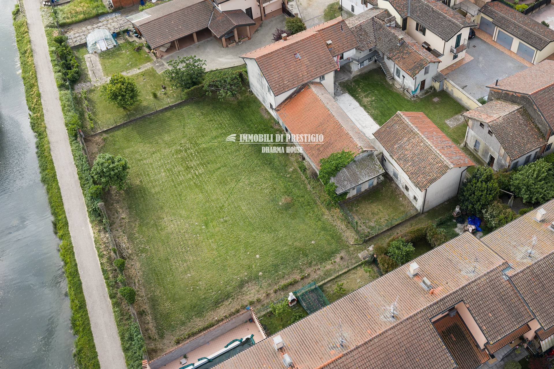 ddf-bereguardo8 RISERVATA CASCINA LOMBARDA A CORTE CHIUSA