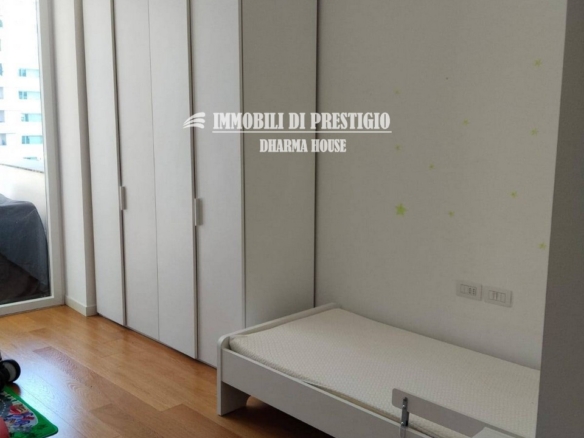 MILANO CITY LIFE, AFFITTO APPARTAMENTO CON TERRAZZI E BOX