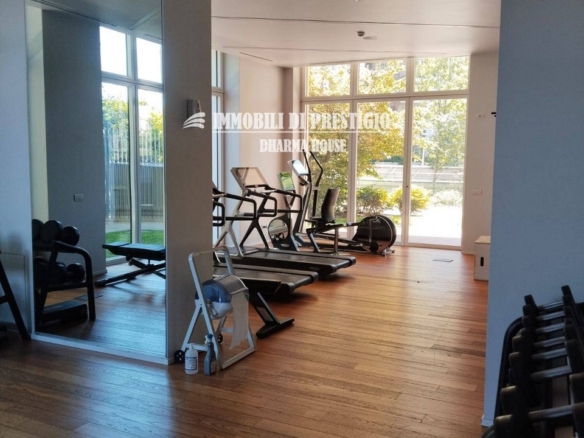 MILANO CITY LIFE, AFFITTO APPARTAMENTO CON TERRAZZI E BOX