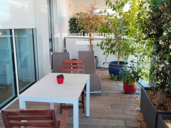 MILANO CITY LIFE, AFFITTO APPARTAMENTO CON TERRAZZI E BOX