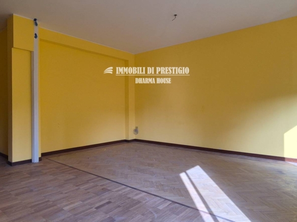 MILANO DE AMICIS, VENDITA APPARTAMENTO CON POSSIBILITA’ BOX