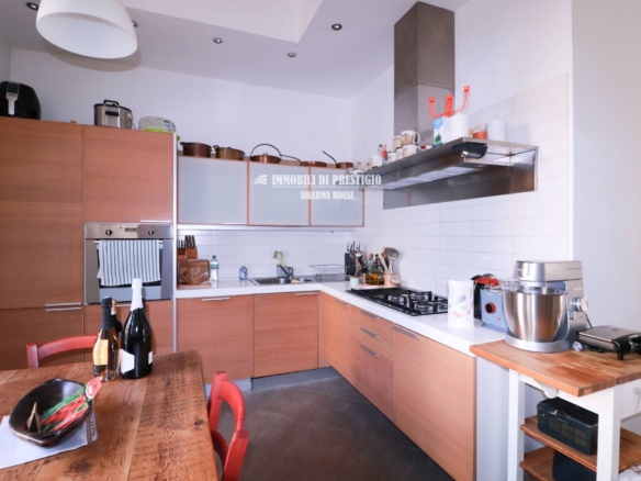 MILANO DE AMICIS, AFFITTO QUADRILOCALE CON VISTA INCANTEVOLE