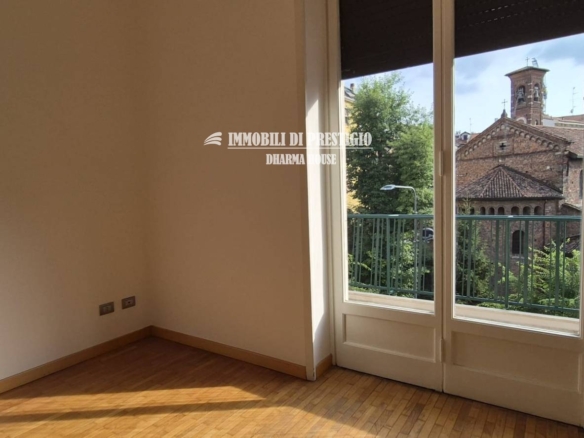 MILANO DE AMICIS, AFFITTO QUADRILOCALE CON VISTA INCANTEVOLE