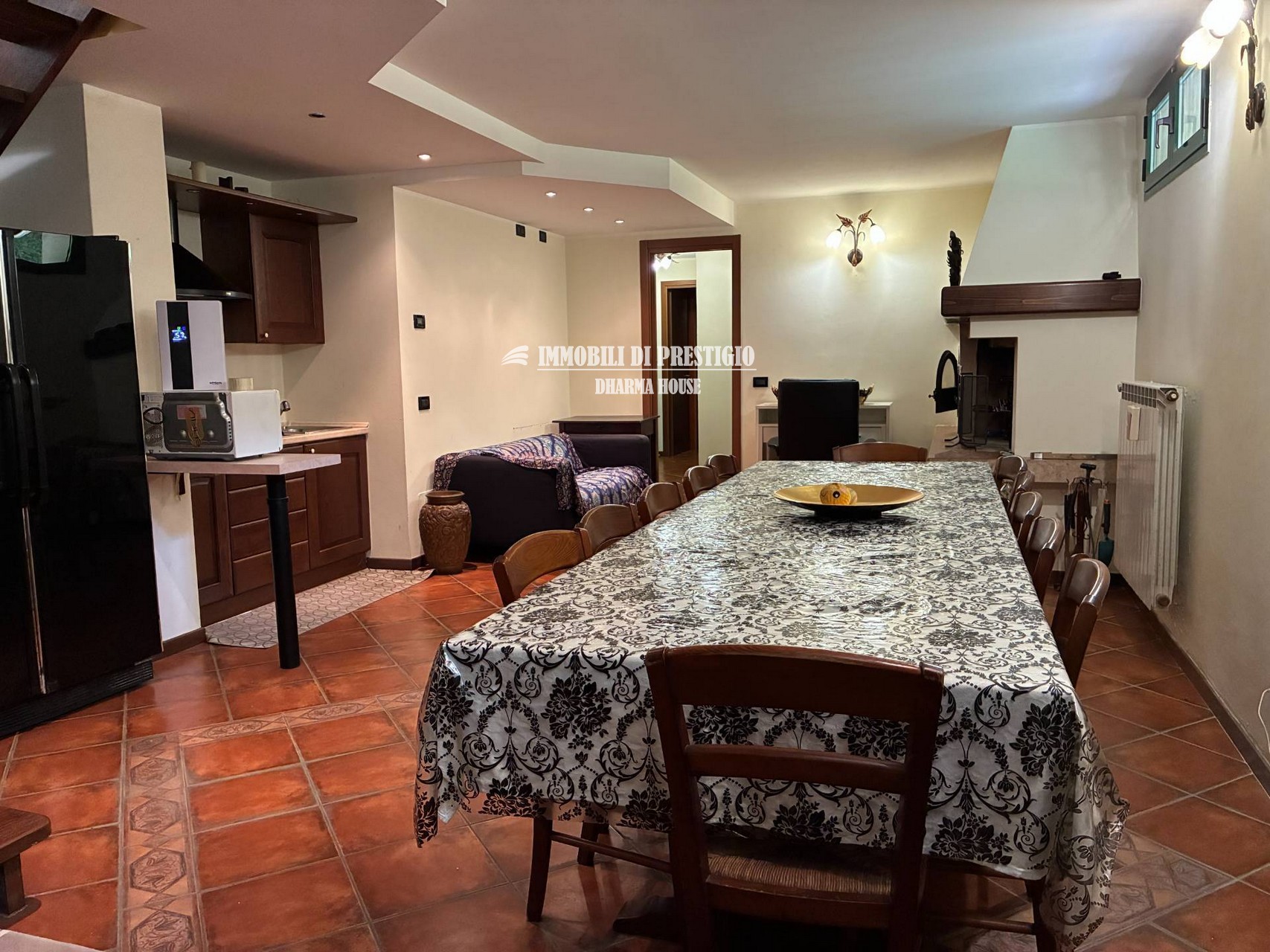 mt-corbetta38 CORBETTA, VENDITA QUADRILOCALE CON GIARDINO E TAVERNA