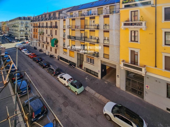MILANO ISOLA, VENDITA LUMINOSO APPRTAMENTO DI 81 MQ