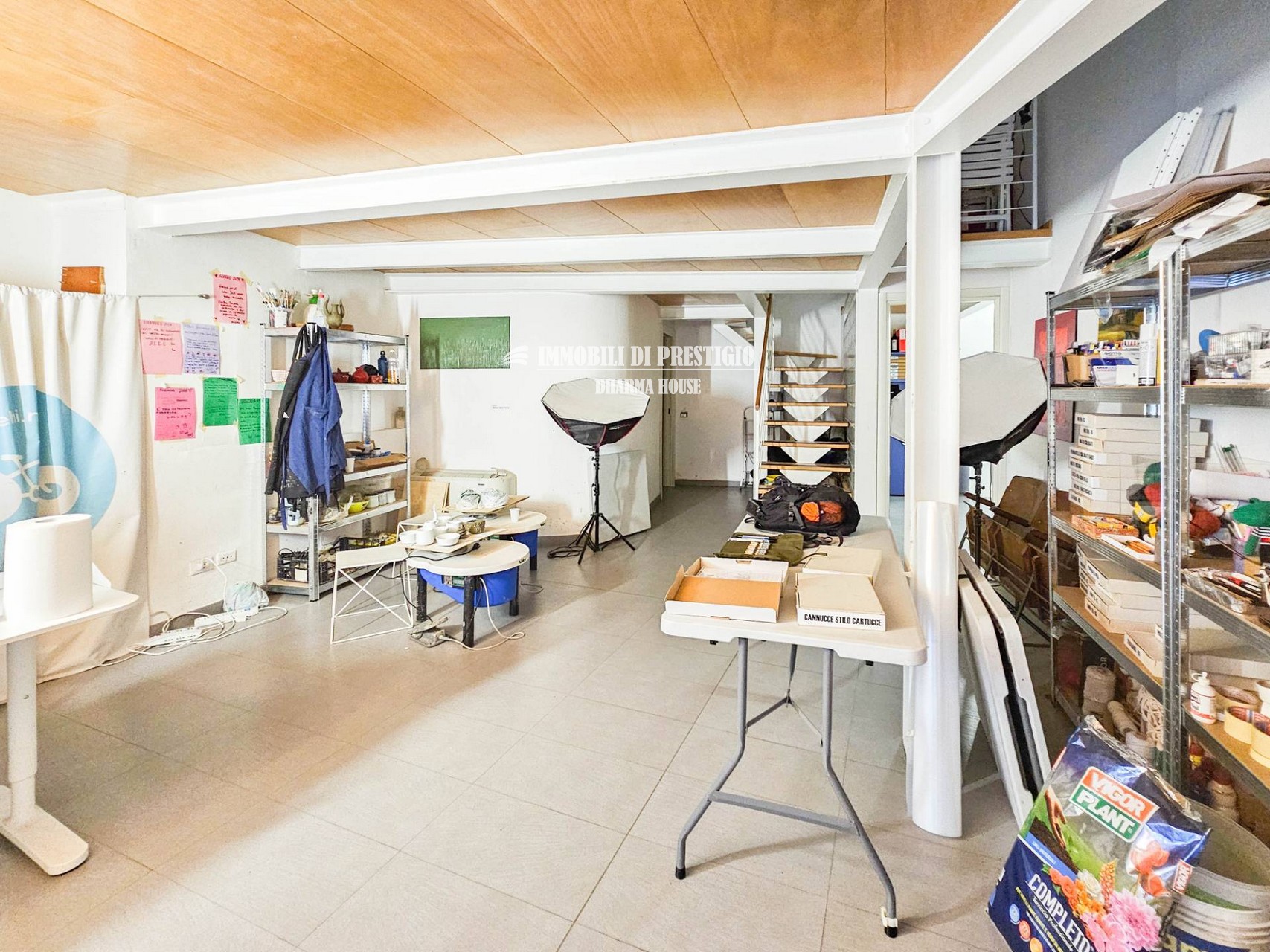 MILANO P.TA TICINESE, AFFITTO UFFICIO 159 MQ STILE LOFT