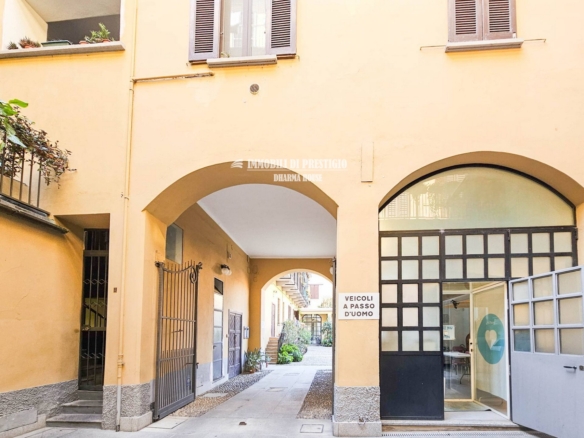 MILANO P.TA TICINESE, AFFITTO UFFICIO 159 MQ STILE LOFT