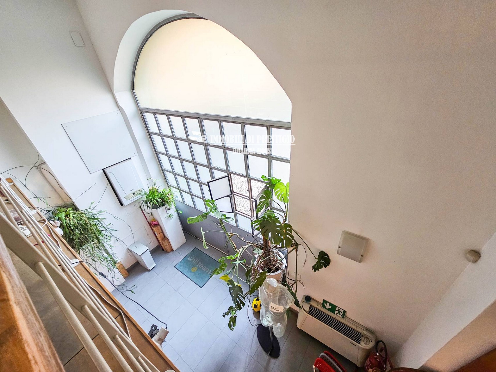 MILANO P.TA TICINESE, AFFITTO UFFICIO 159 MQ STILE LOFT