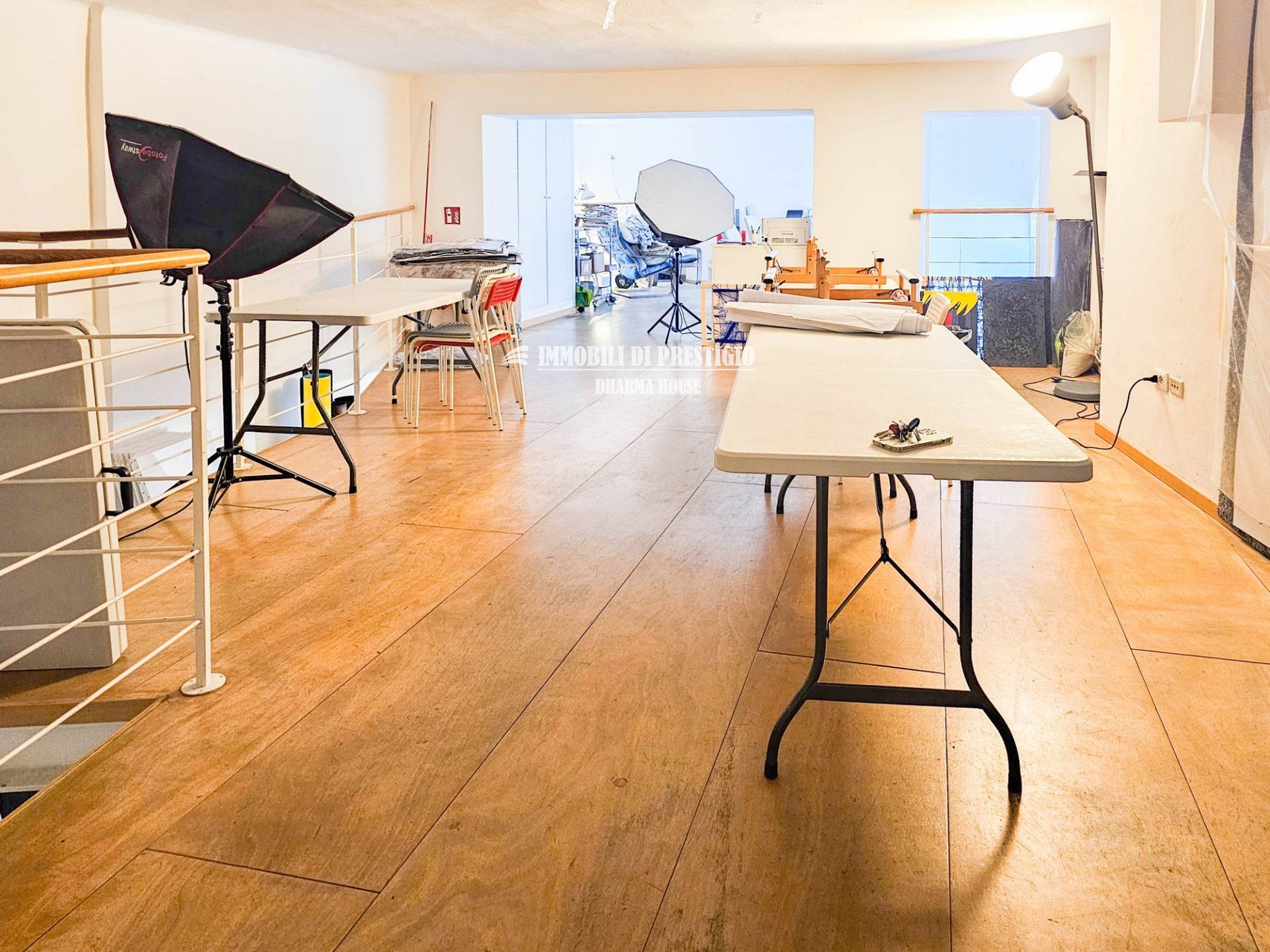 MILANO P.TA TICINESE, AFFITTO UFFICIO 159 MQ STILE LOFT