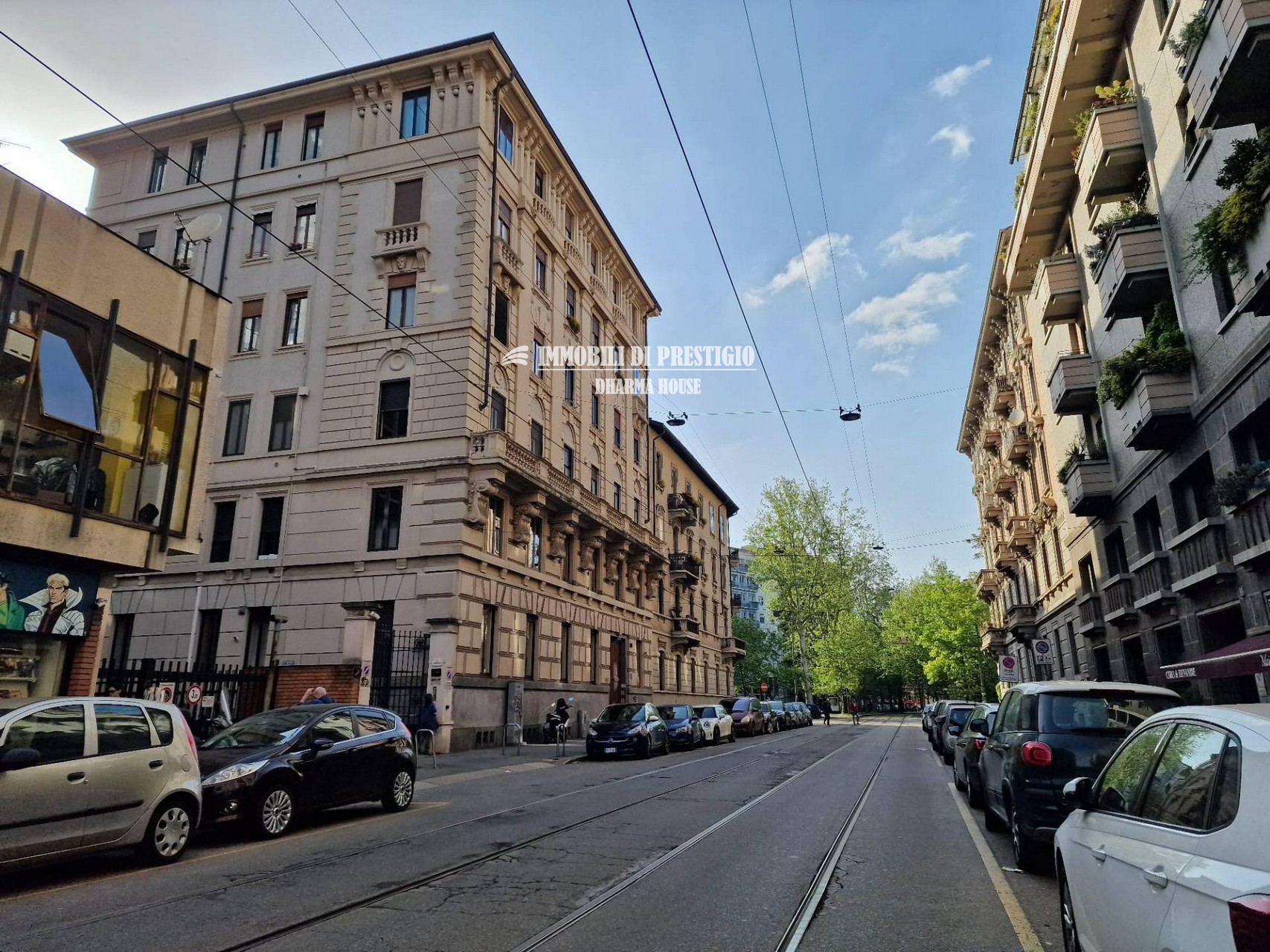 on-zugna007 MILANO CONI ZUGNA, VENDITA TRILOCALE: GIARDINO, BOX, CANTINA