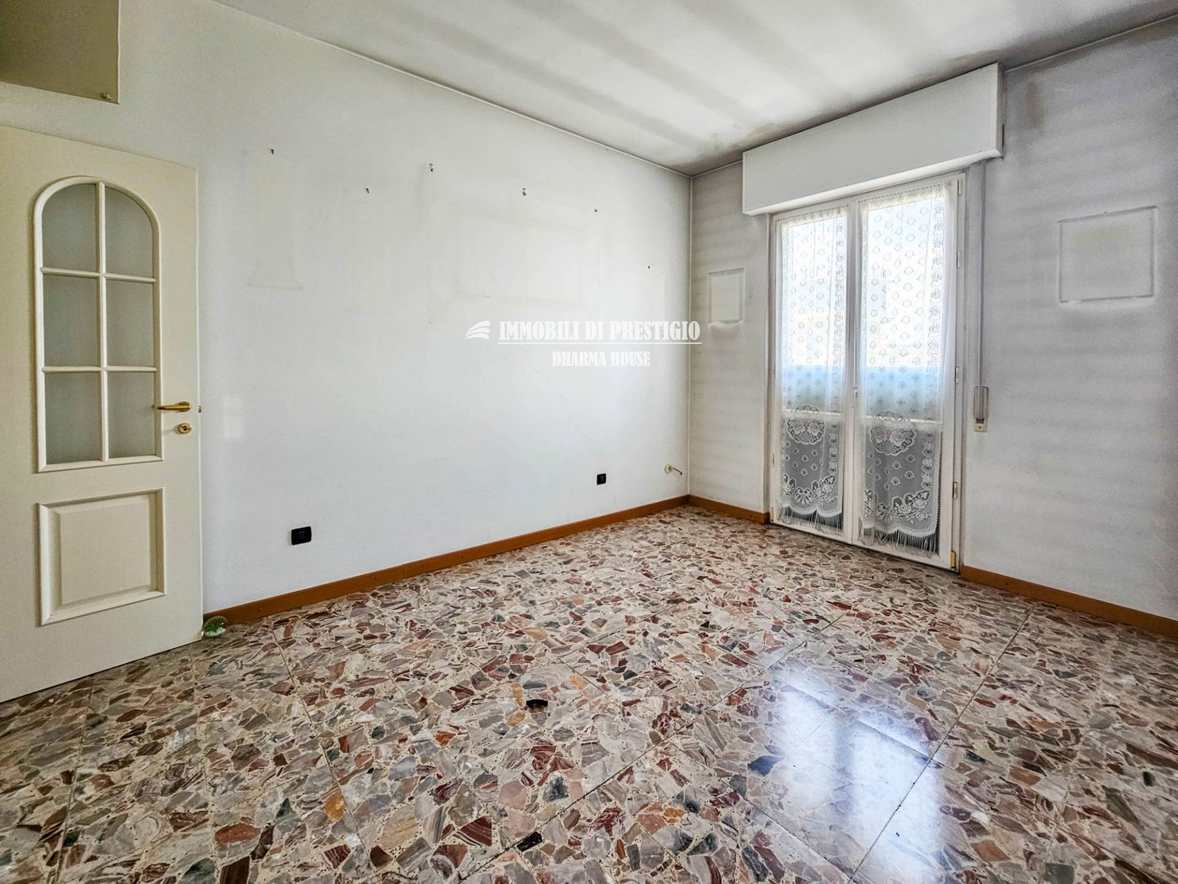 vp-aporti12 MILANO CENTRALE, VENDITA APPARTAMENTO DI 137 MQ FRAZIONABILE