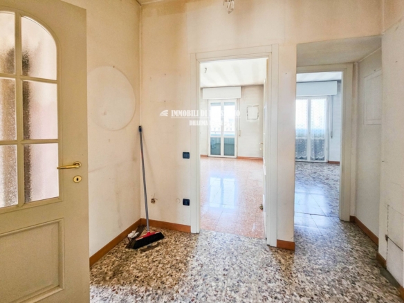 MILANO CENTRALE, VENDITA APPARTAMENTO DI 137 MQ FRAZIONABILE
