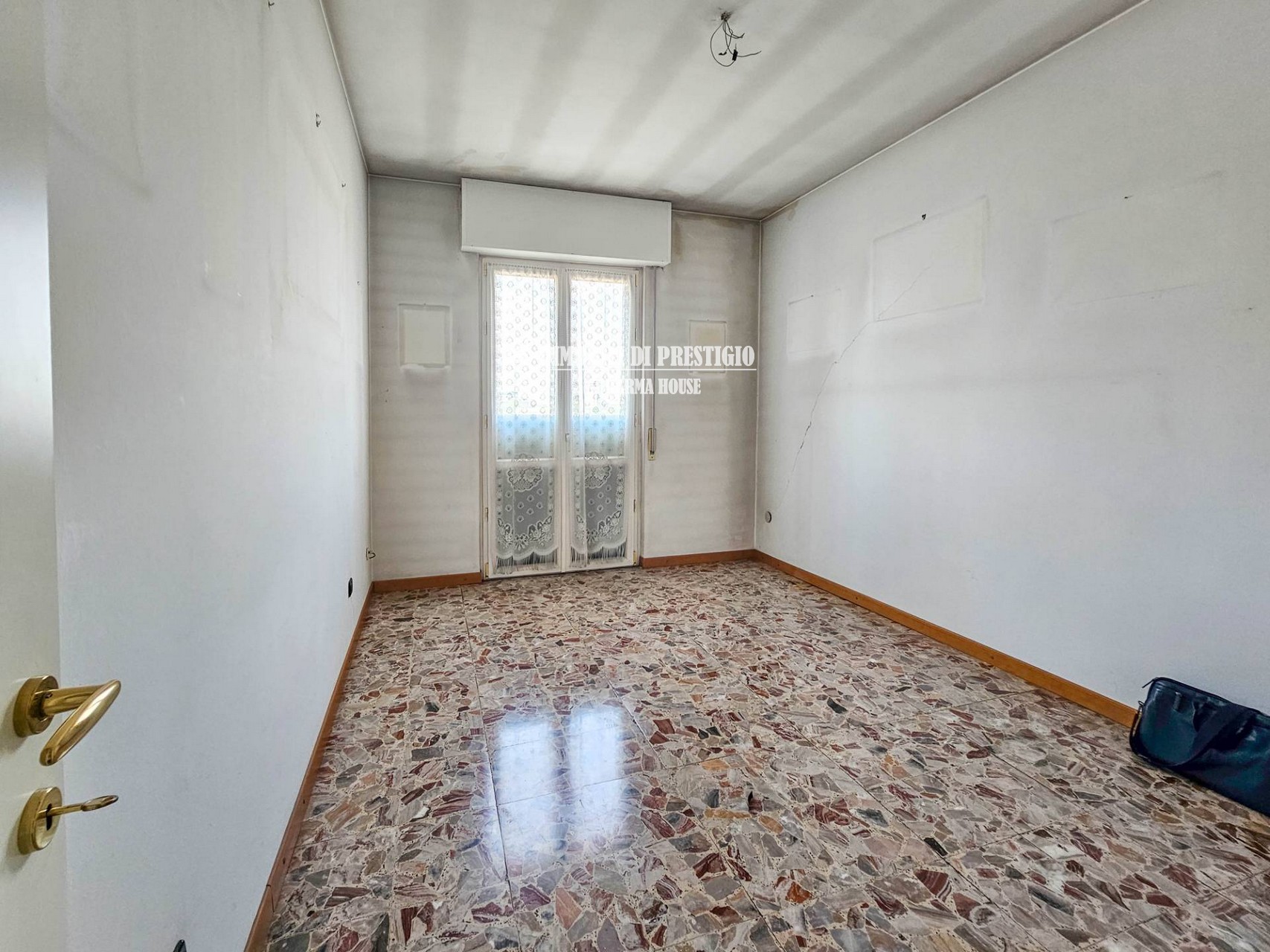vp-aporti5 MILANO CENTRALE, VENDITA APPARTAMENTO DI 137 MQ FRAZIONABILE