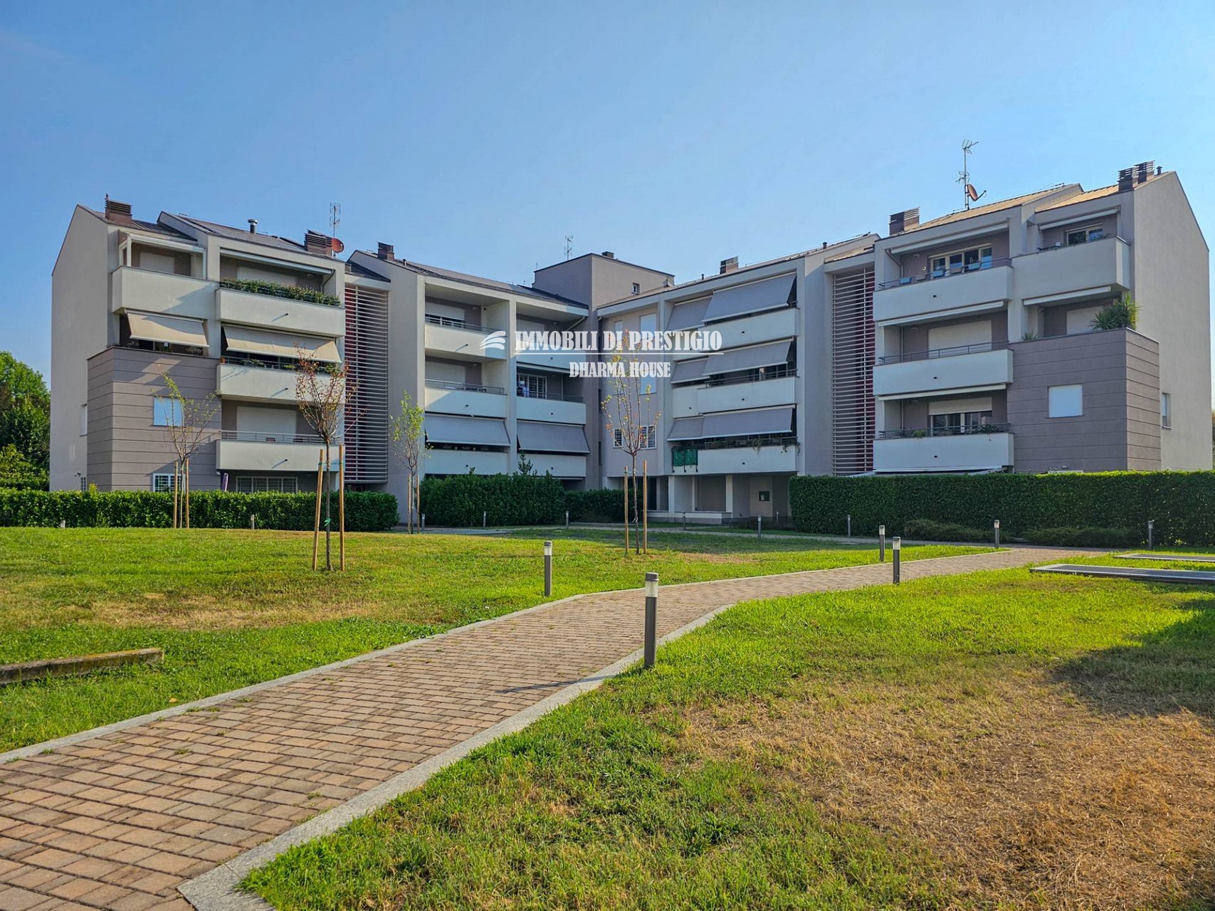 vp-cernusco001 CERNUSCO S/N, VENDITA TRILOCALE CLASSE A CON TERRAZZO E BOX
