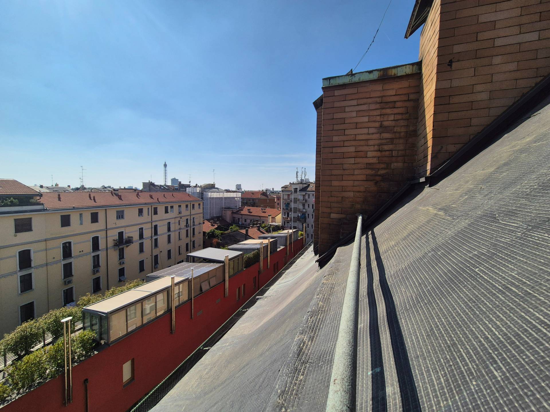 cf-giannone46 MILANO ARENA, VENDITA MANSARDA RISTRUTTURATA CON TERRAZZO