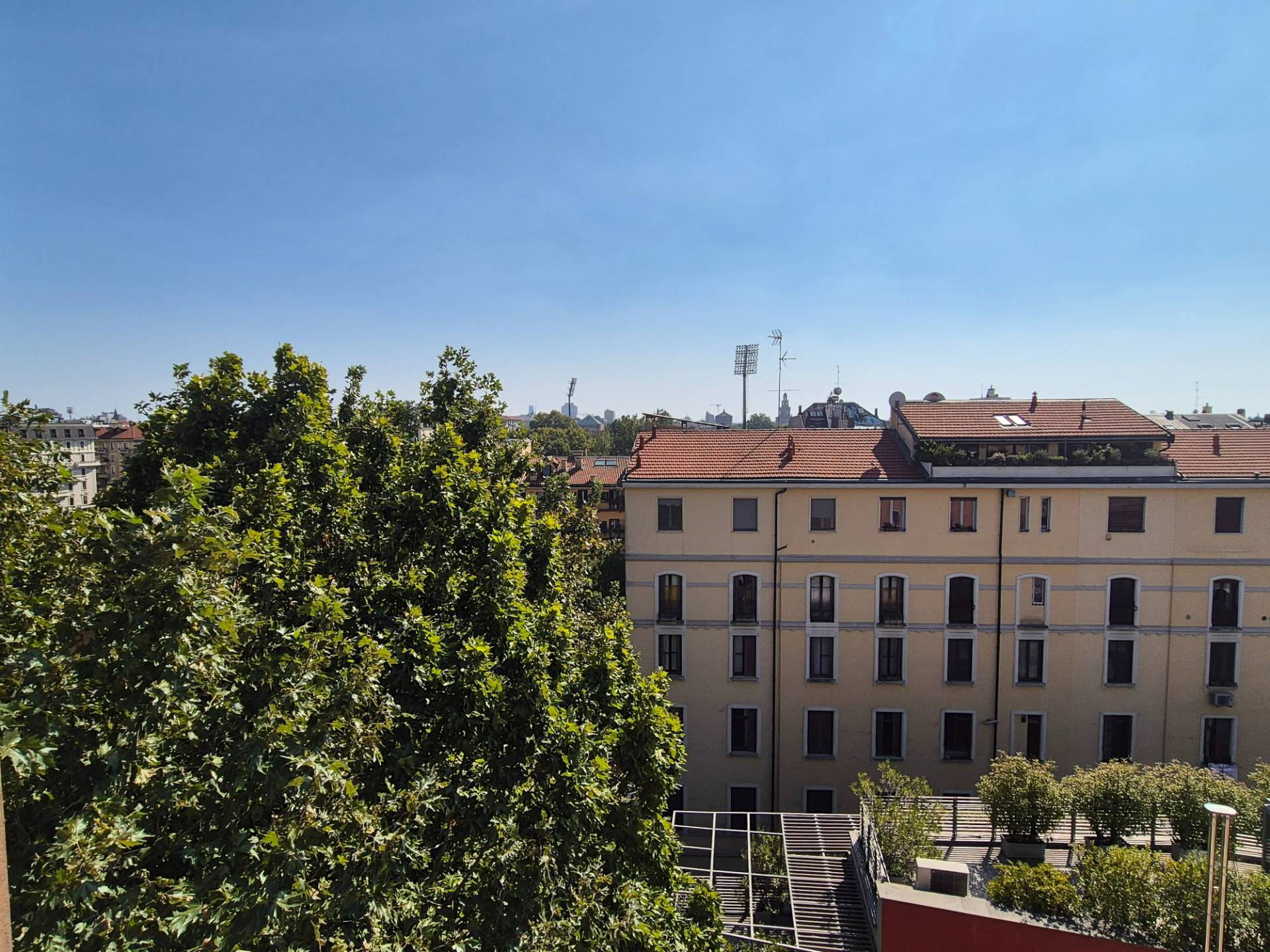 cf-giannone47 MILANO ARENA, VENDITA MANSARDA RISTRUTTURATA CON TERRAZZO