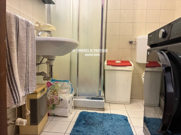 MILANO VIA TRASIMENO, VENDITA TRILOCALE CON BOX